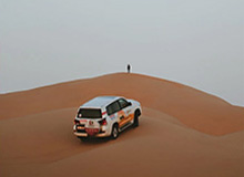 雪天怕滑倒?这样走路试试