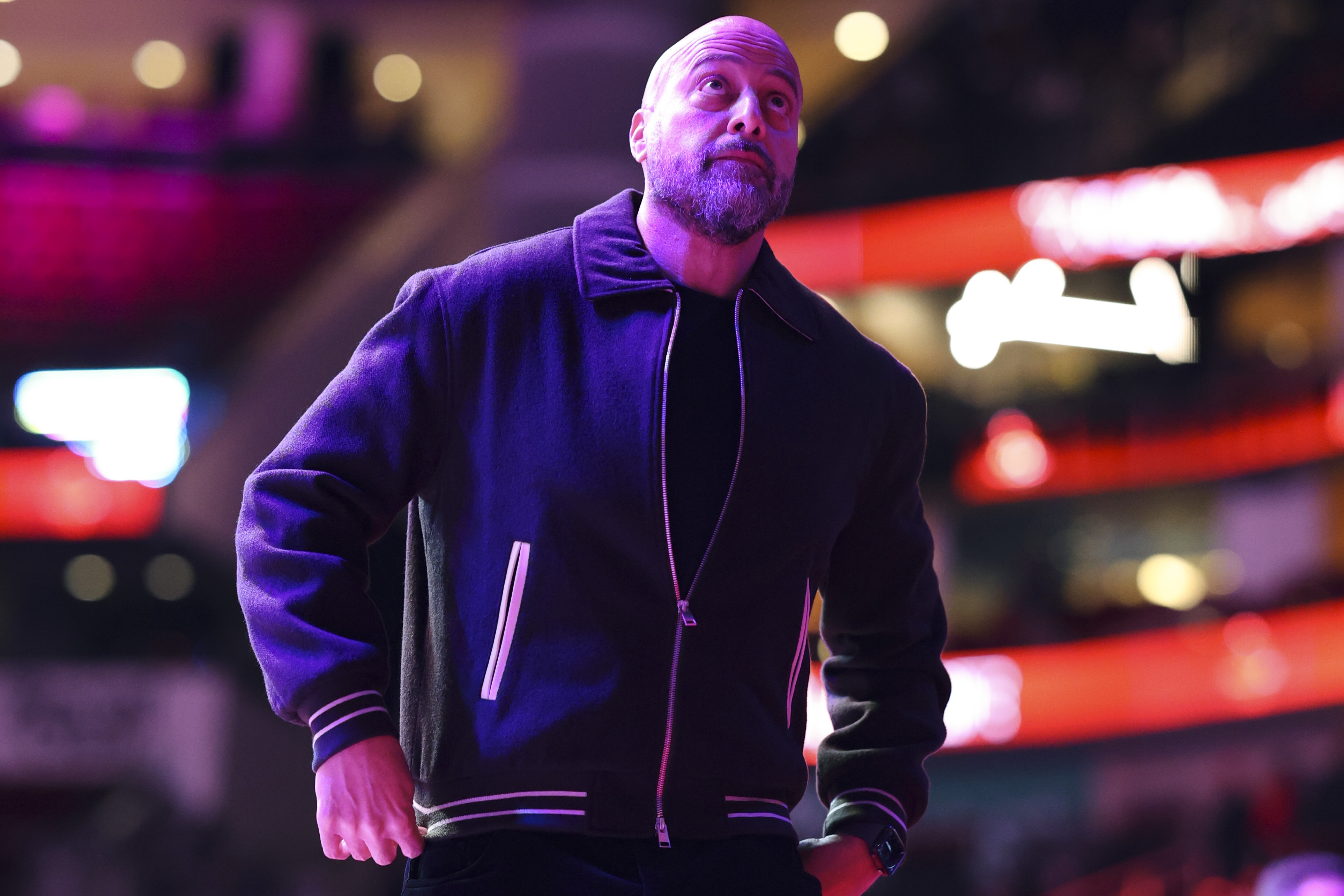 pulse-kaiyun.com-没剩几个小时了~目前还有9个队没有交易操作：火箭&amp;马刺&amp;雄鹿在列